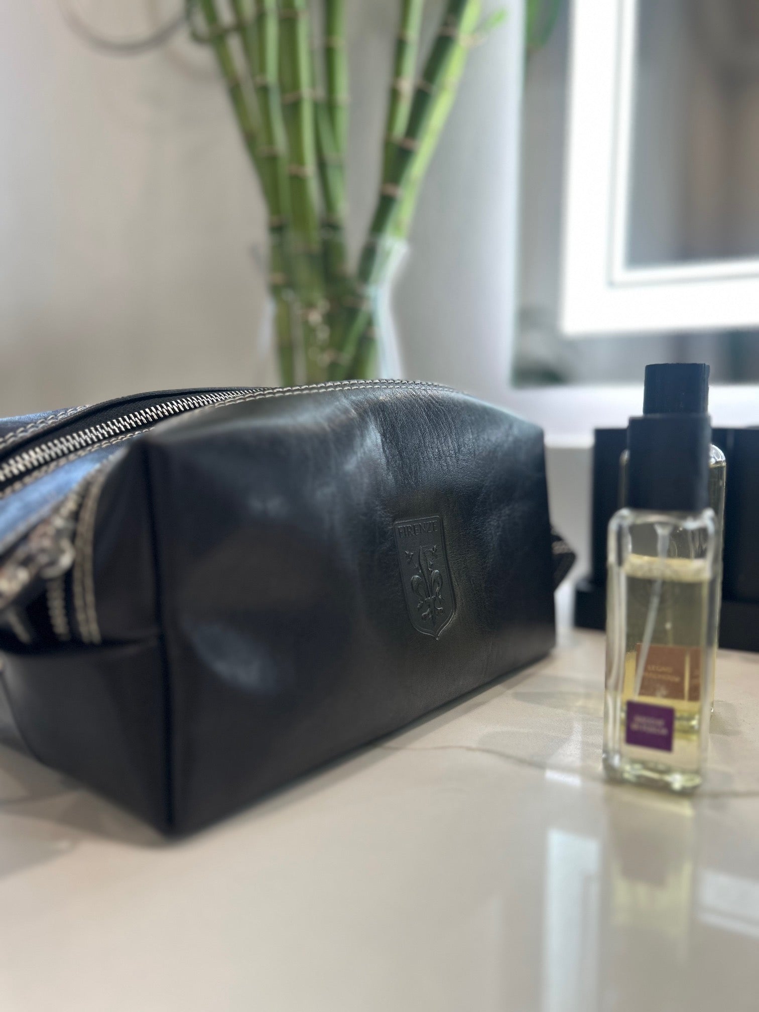 Firenze Double-Zip Leather Dopp Kit - Black